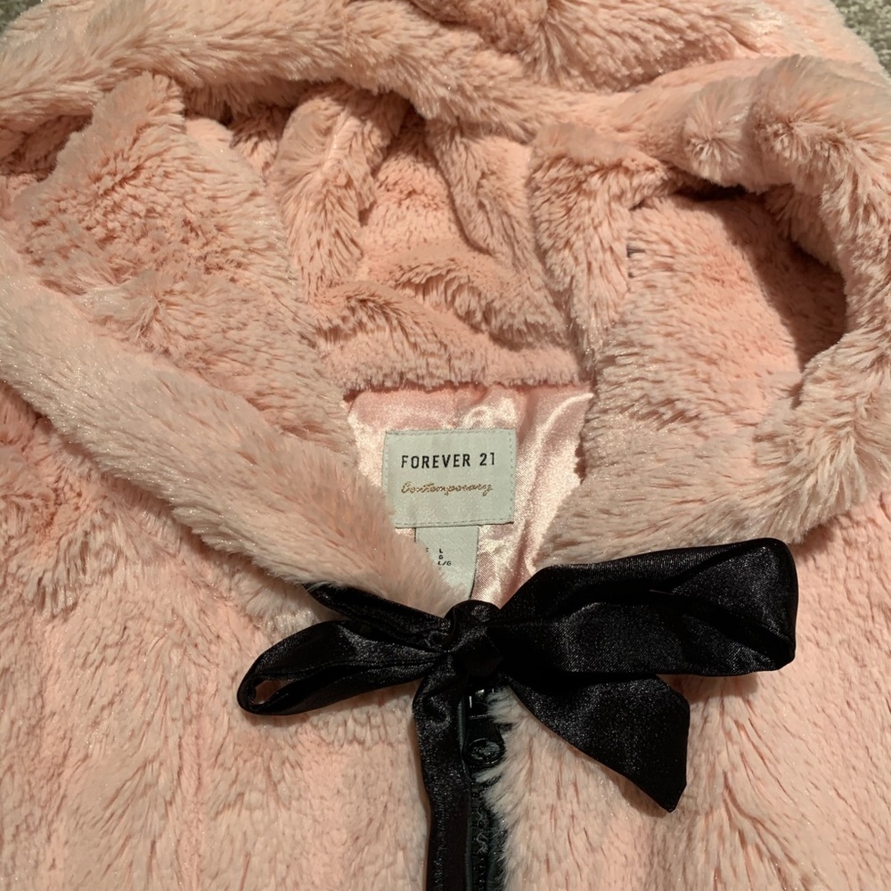 Pink Fur crop style jacket - Picture 3 of 4